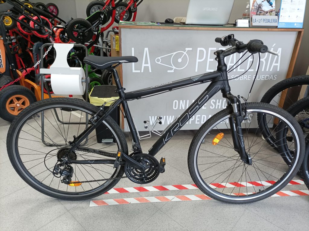 alquiler-bicicleta-hibrida-baiona-kross-evado-1-0